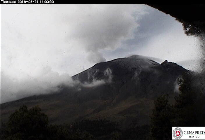 En las últimas 24 horas, por medio de los sistemas de monitoreo del volcán Popocatépetl se identificaron 78 exhalaciones de baja intensidad
