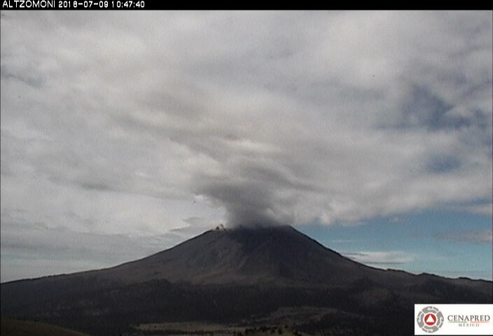 En las últimas 24 horas, por medio de los sistemas de monitoreo del volcán Popocatépetl, se identificaron 29 exhalaciones de baja intensidad