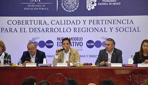 Manuel Quintero presentó proyecto de Plan 2018-2024 ante los directivos de todo el país. 

