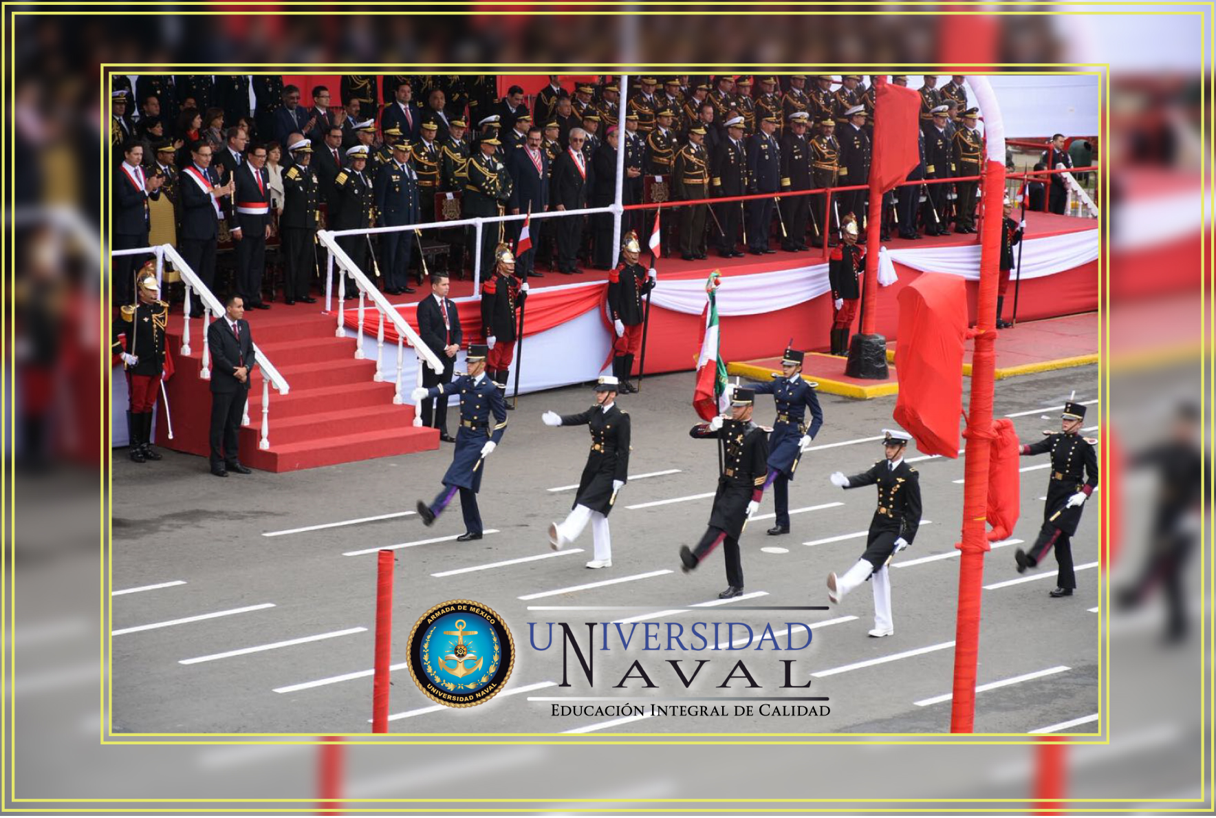 Cadetes de la Heroica Escuela Naval Militar participan en desfile cívico en Perú.
