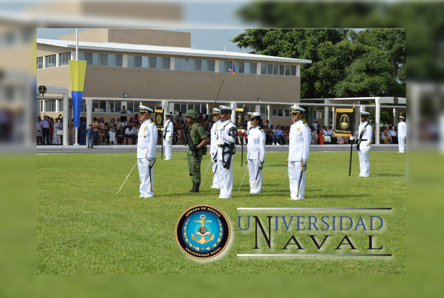 Autoridades Navales Presiden a la ceremonia de los alumnos de la generación 2015 – 2018.