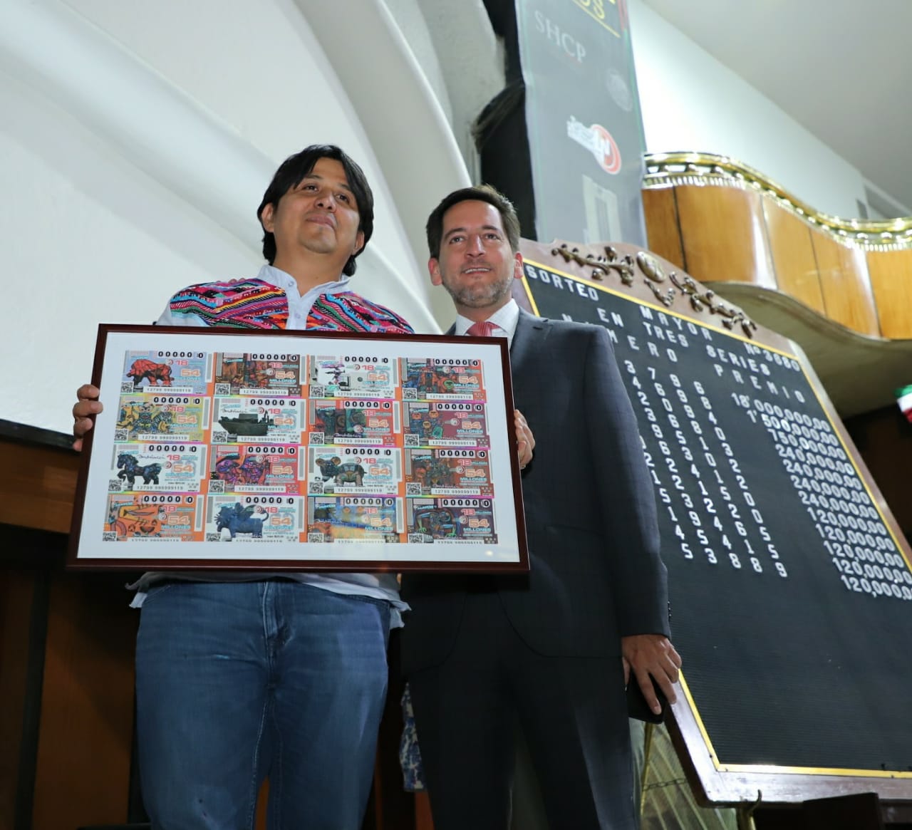 La Lotería Nacional para la Asistencia Pública (LOTENAL) dedicó su Sorteo Mayor No. 3680 a la trayectoria artística del artista Fernando Andriacci