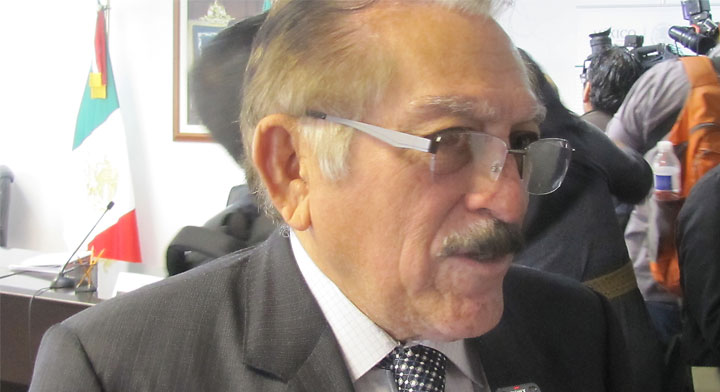 Luis Echeverría Navarro, Secretario de Educación, Capacitación y Adiestramiento del Comité Central de la CTM