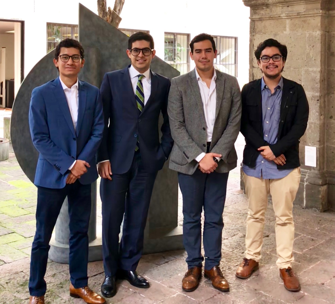 Omar Bielma, Emerson Segura y Rafael Zamora; miembros del Programa de Jóvenes del Consejo Mexicano de Asuntos Internacionales.