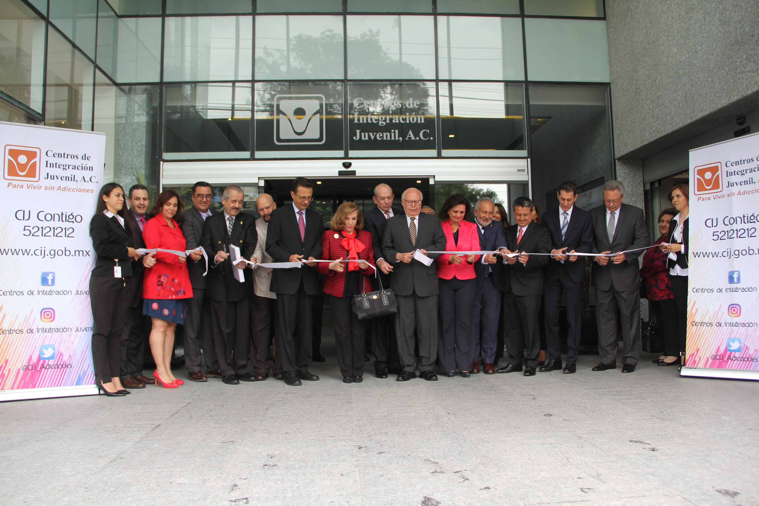 El secretario de Salud inauguró las nuevas oficinas de CIJ
