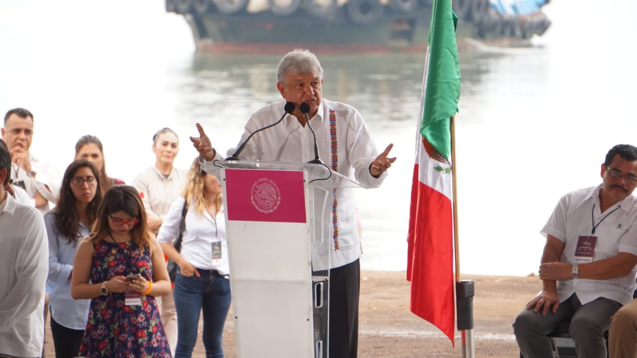 Presidente Andrés Manuel López Obrador durante la presentación del Plan Nacional de Refinación