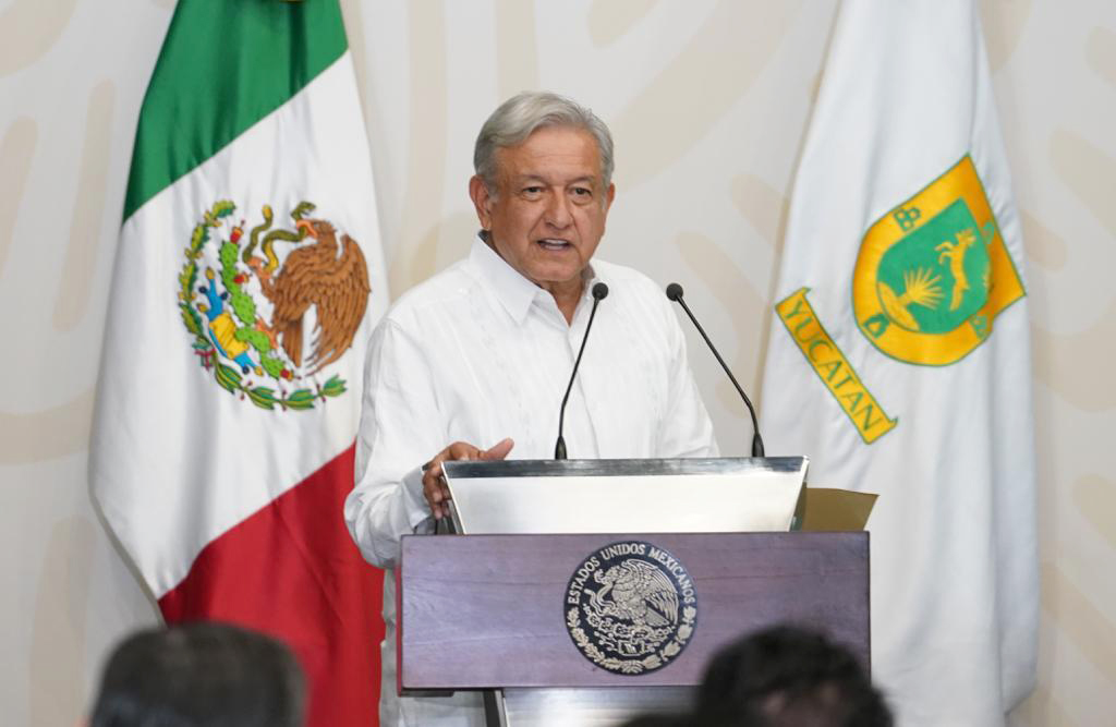 Presidente Andrés Manuel López Obrador encabezó la firma del Acuerdo junto a gobernadores de 8 entidades federativas