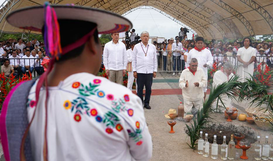 Presidente Andrés Manuel López Obrador participa en la ceremonia de Pueblos Indígenas a la Madre Tierra