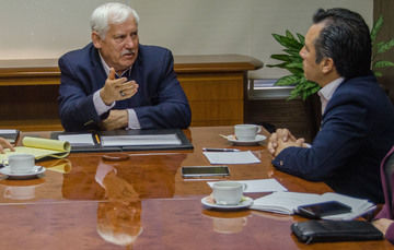Se reúne titular de la SADER, Víctor Villalobos, con el gobernador de Veracruz, Cuitláhuac García