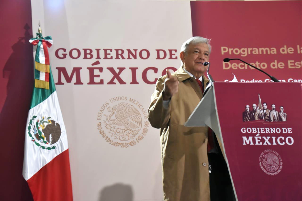 Presidente Andrés Manuel López Obrador firmó decretos para estímulos fiscales en la zona norte del país 
