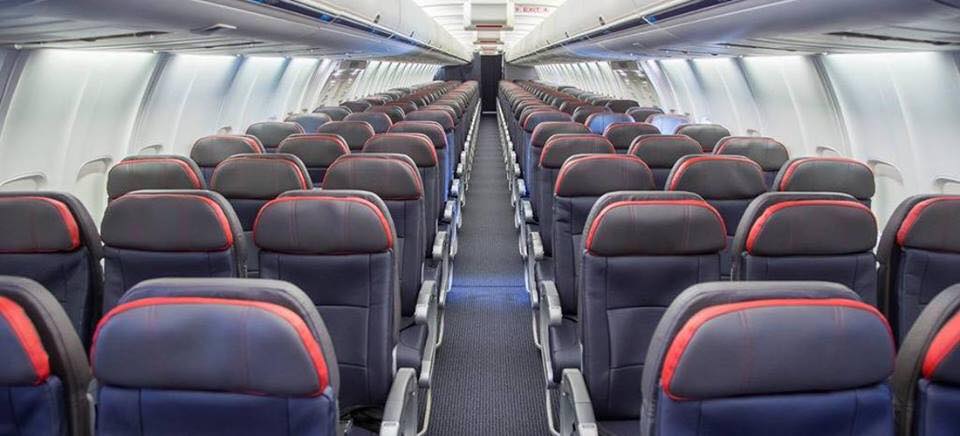 Fotografía del interior de un avión
