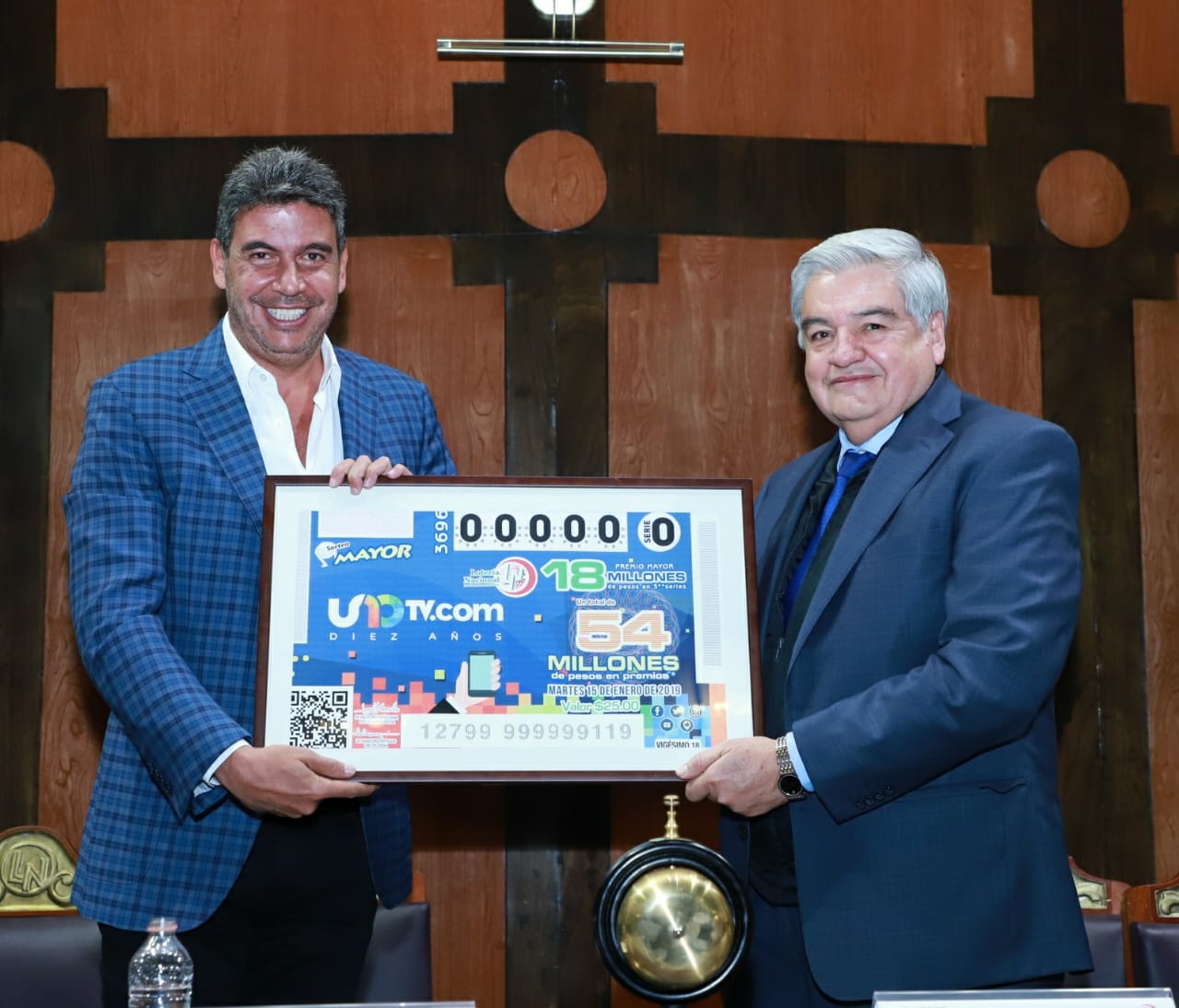 La Lotería Nacional para la Asistencia Pública (LOTENAL) dedicó su Sorteo Mayor No. 3696 al 10° Aniversario de UNOTV