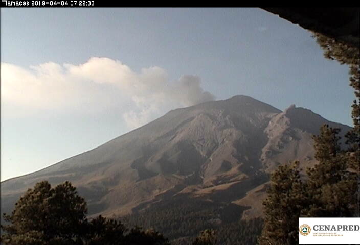 En las últimas 24 horas, por medio de los sistemas de monitoreo del volcán Popocatépetl, se identificaron 44 exhalaciones acompañadas gases volcánicos 