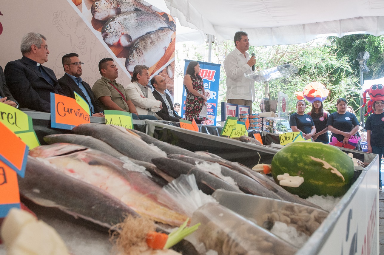 Se llevó a cabo el Evento de Cuaresma 2019, marco en el que se realizó la “Bendición del Pescado”, en la Catedral Metropolitana de la Ciudad de México. 