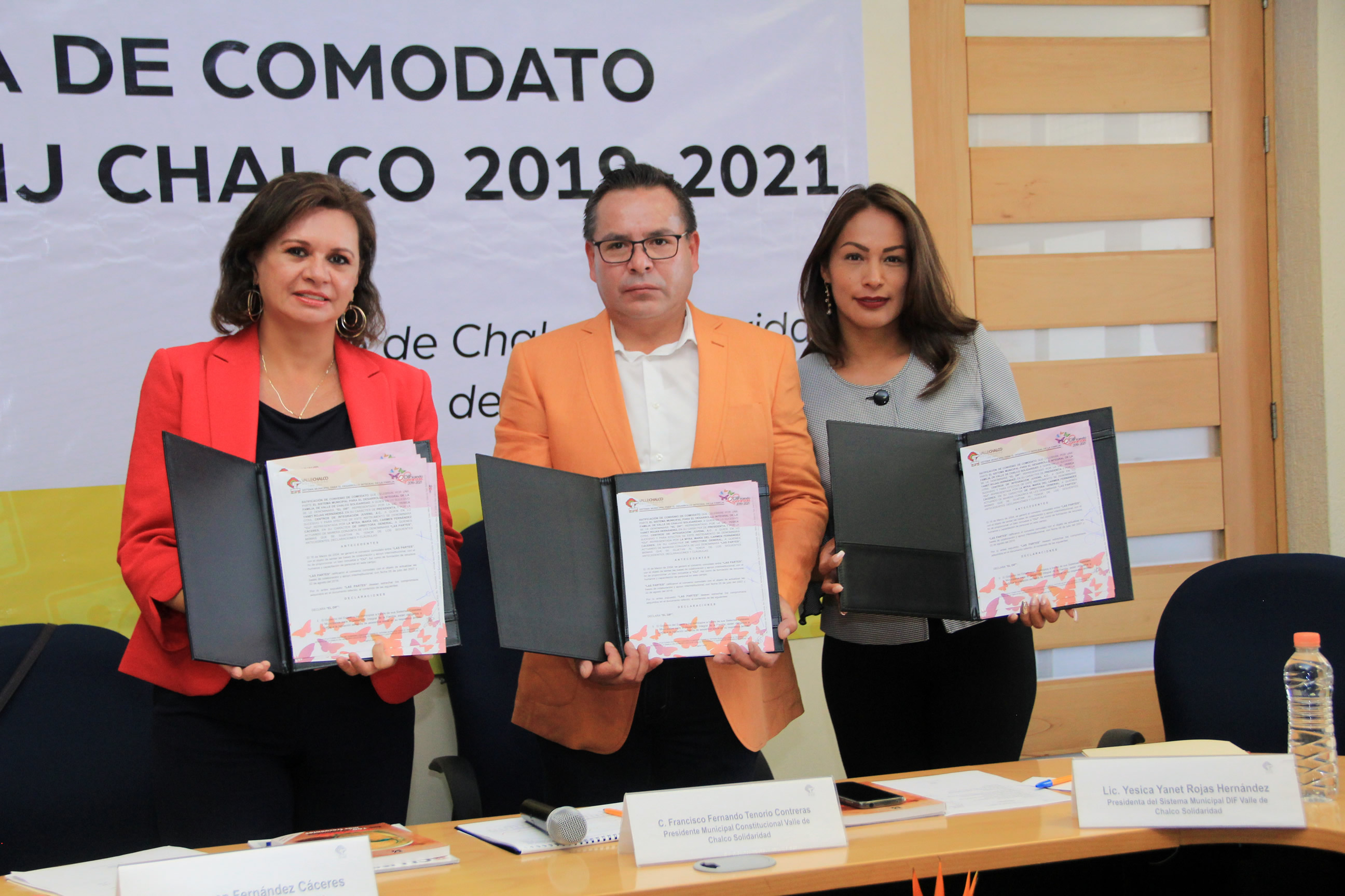 Firma de convenio entre el DIF Valle de Chalco Solidaridad y CIJ