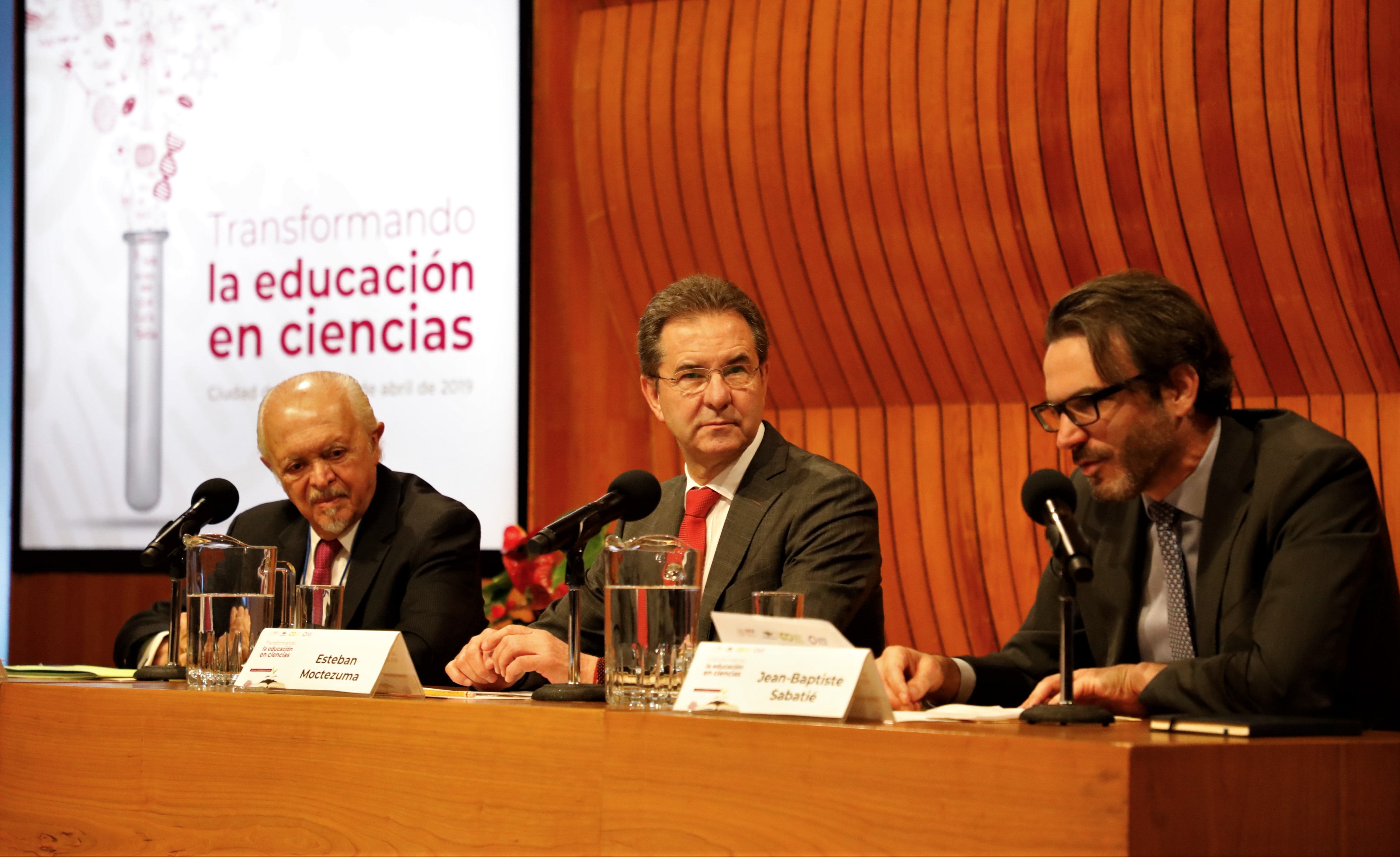 Boletín no. 52 Se promoverá la ciencia desde la educación inicial y se motivará a los docentes a instruirla: Moctezuma Barragán