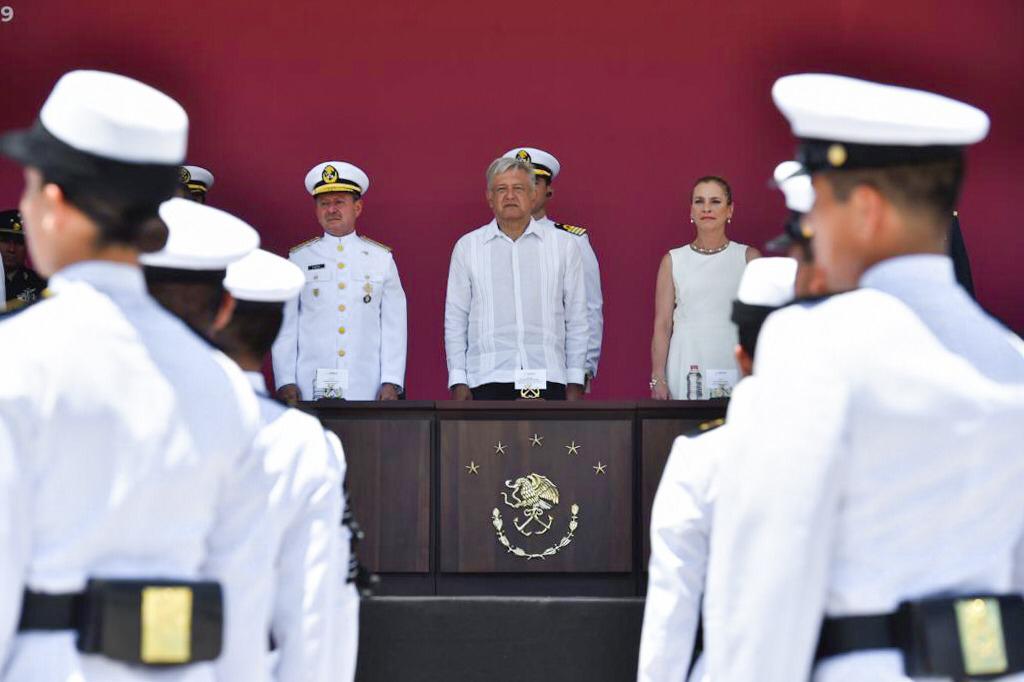 Presidente López Obrador durante el 105 Aniversario de la Defensa Patriótica del Puerto de Veracruz