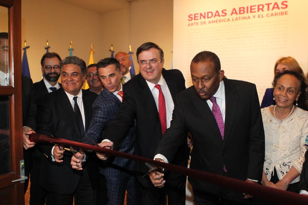 El canciller Marcelo Ebrard inaugura muestra artística “Sendas Abiertas. Arte de América Latina y el Caribe”
