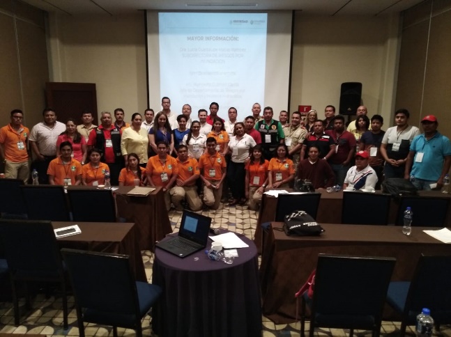 Participantes de los cursos y talleres impartidos por personal del CENAPRED