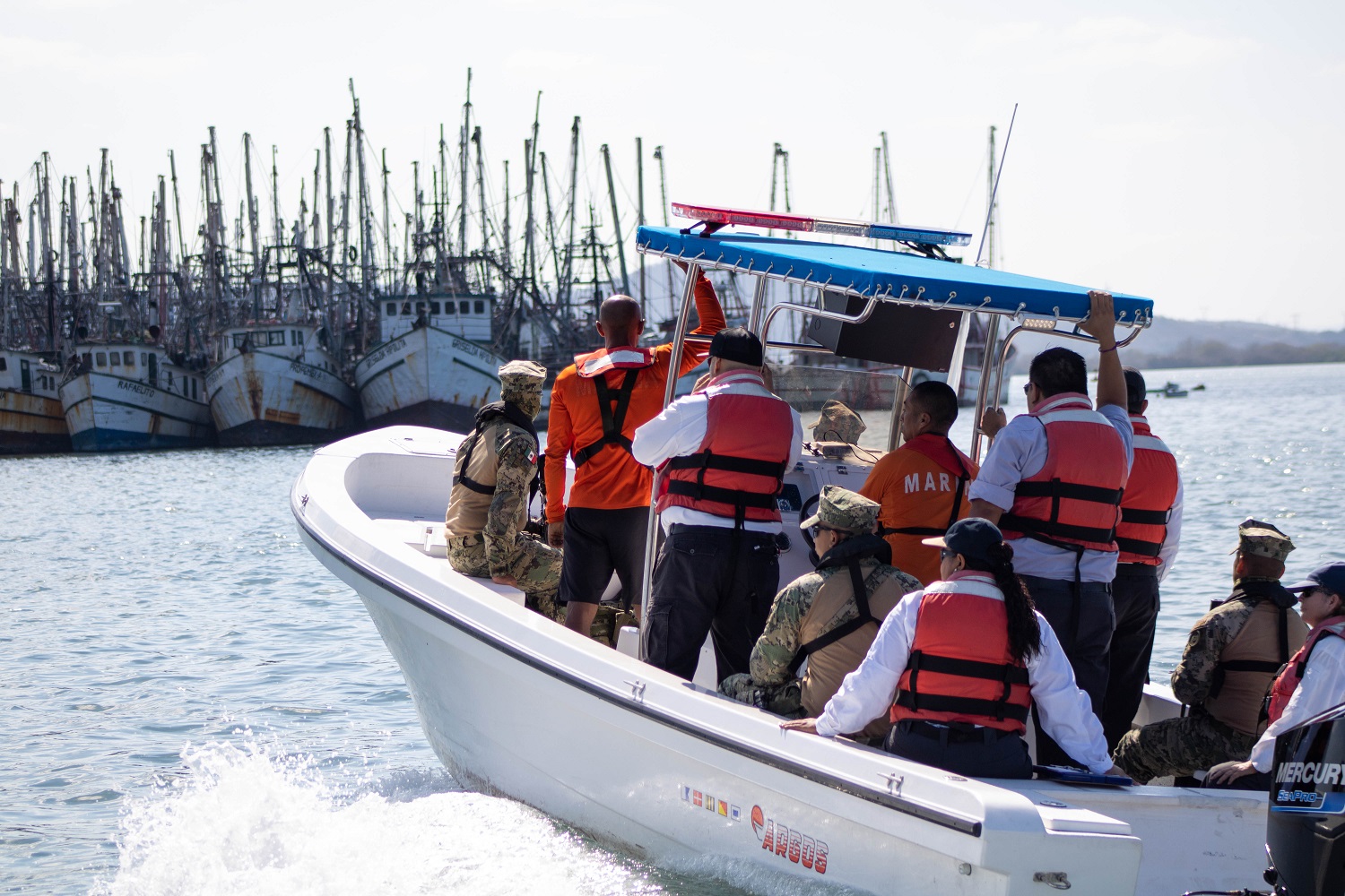 El trabajo coordinado entre Sader y Semar ha contribuido al cumplimiento de la normatividad en materia pesquera.