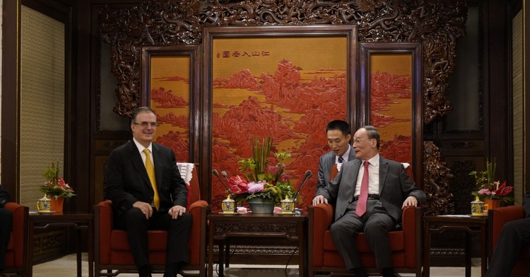 Foreign Secretary Marcelo Ebrard begins visit to China