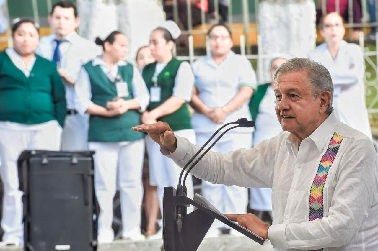 Presidente Andrés Manuel López Obrador, en diálogo con la comunidad del Hospital Rural Motozintla