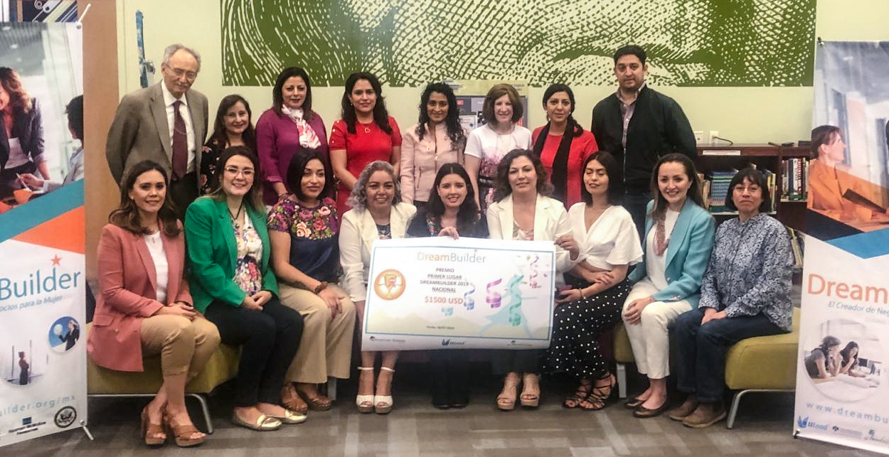 Premiación Anual "DreamBuilder México: Creador de Negocios para la Mujer"
