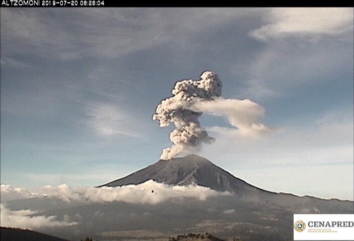 En las últimas 24 horas por medio de los sistemas de monitoreo del volcán Popocatépetl, se identificaron 180 exhalaciones, 345 minutos de tremor y seis explosiones.