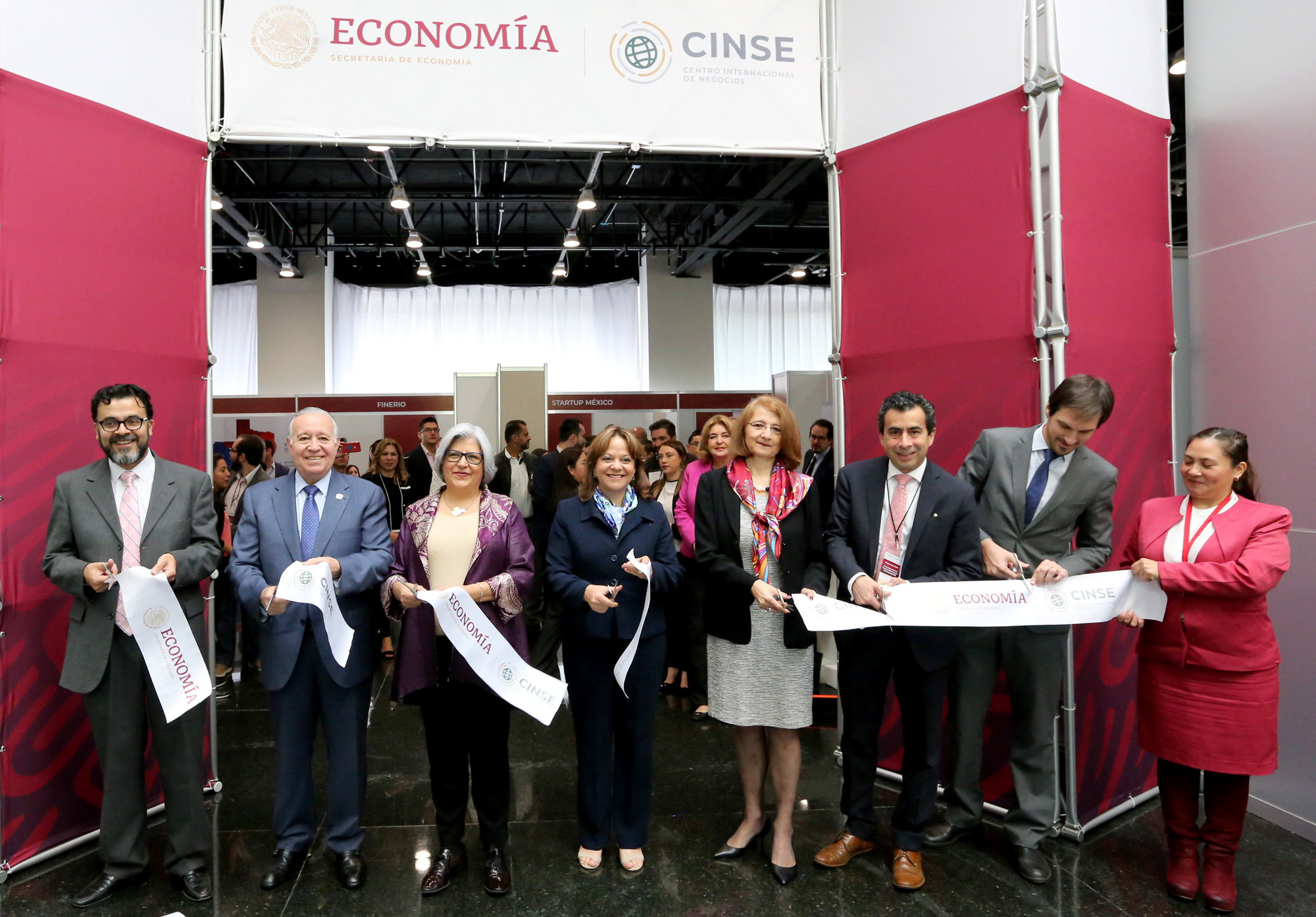 Inaugura la Secretaría de Economía su Centro Internacional de Negocios, CINSE