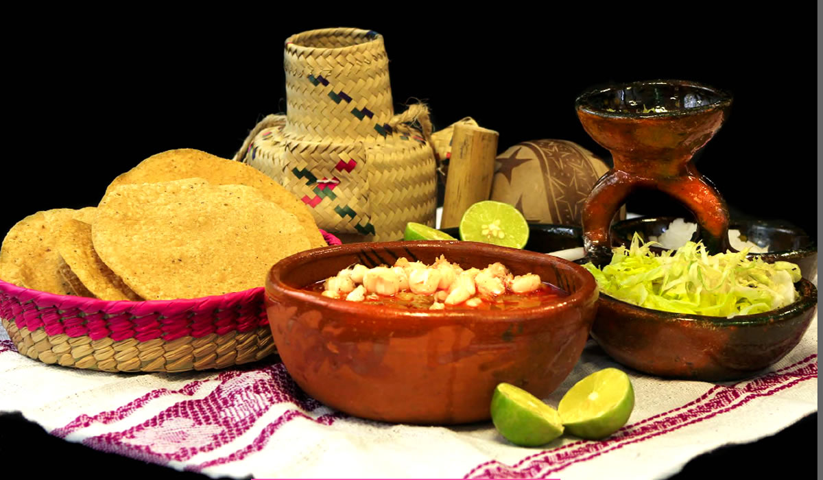El sabor de Chilapa - Cocina tradicional de la Montaña de Guerrero. (Libro bilingüe español-náhuatl)