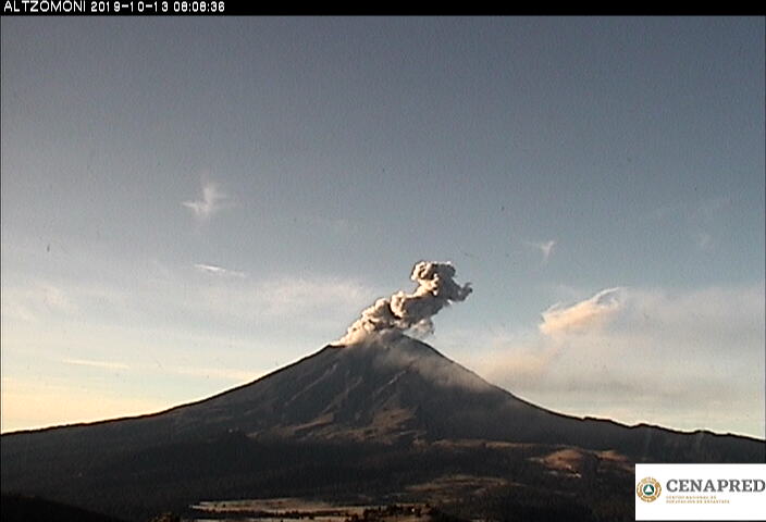 Por medio de los sistemas de monitoreo del volcán Popocatépetl se identificaron 117 exhalaciones, una explosión moderada, 709 minutos de tremor.