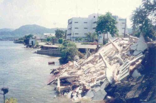 Severos daños  a la infraestructura en el estado de Colima. Fuente: Archivo Municipal, AF medios
