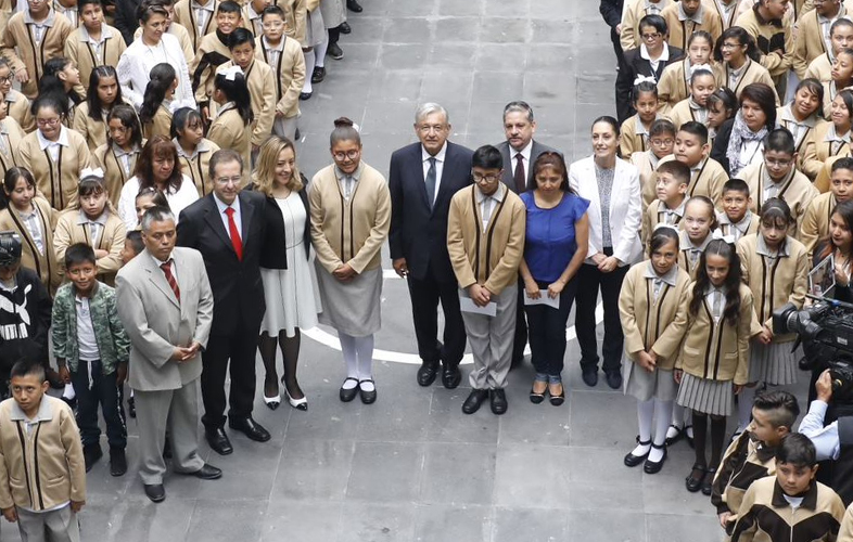 Boletín No.139 Inicia con normalidad en escuelas del país el nuevo ciclo escolar 2019-20: Moctezuma Barragán