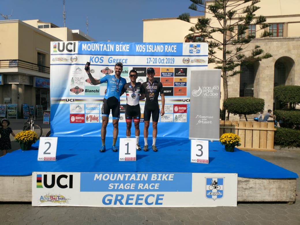 El ciclista de montaña logró 140 unidades durante su participación en dos competencias en Grecia.