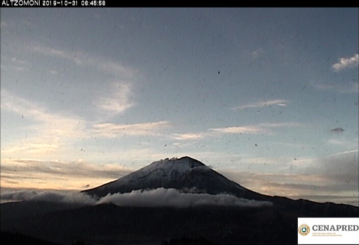 Por medio de los sistemas de monitoreo del volcán Popocatépetl se identificaron 252 exhalaciones y 196 minutos de tremor.
