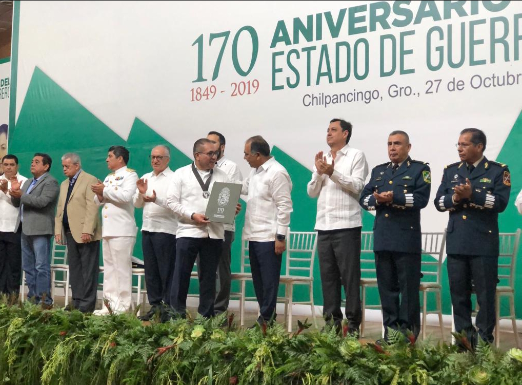 El doctor Jaime Sánchez Valente recibe el Premio Estatal al Mérito en Ciencia y Tecnología Guillermo Soberón 