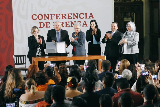 Firma del Acuerdo por la Igualdad entre Mujeres y Hombres
