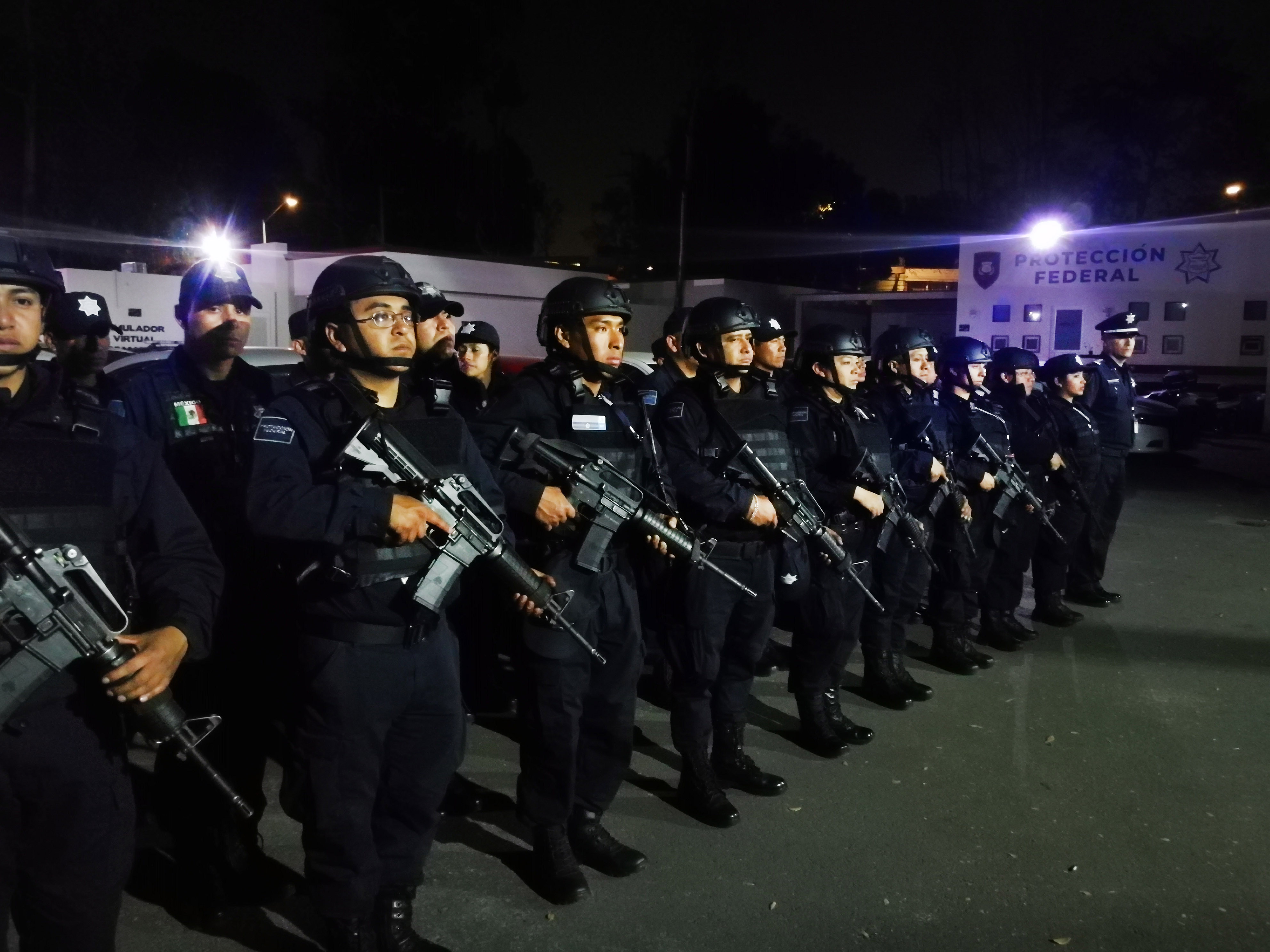 El Servicio de Protección Federal desplegó a 192 policías en los primeros minutos del primero de enero, con la finalidad de brindar seguridad en 35 instalaciones de la FGR en la Ciudad de México.