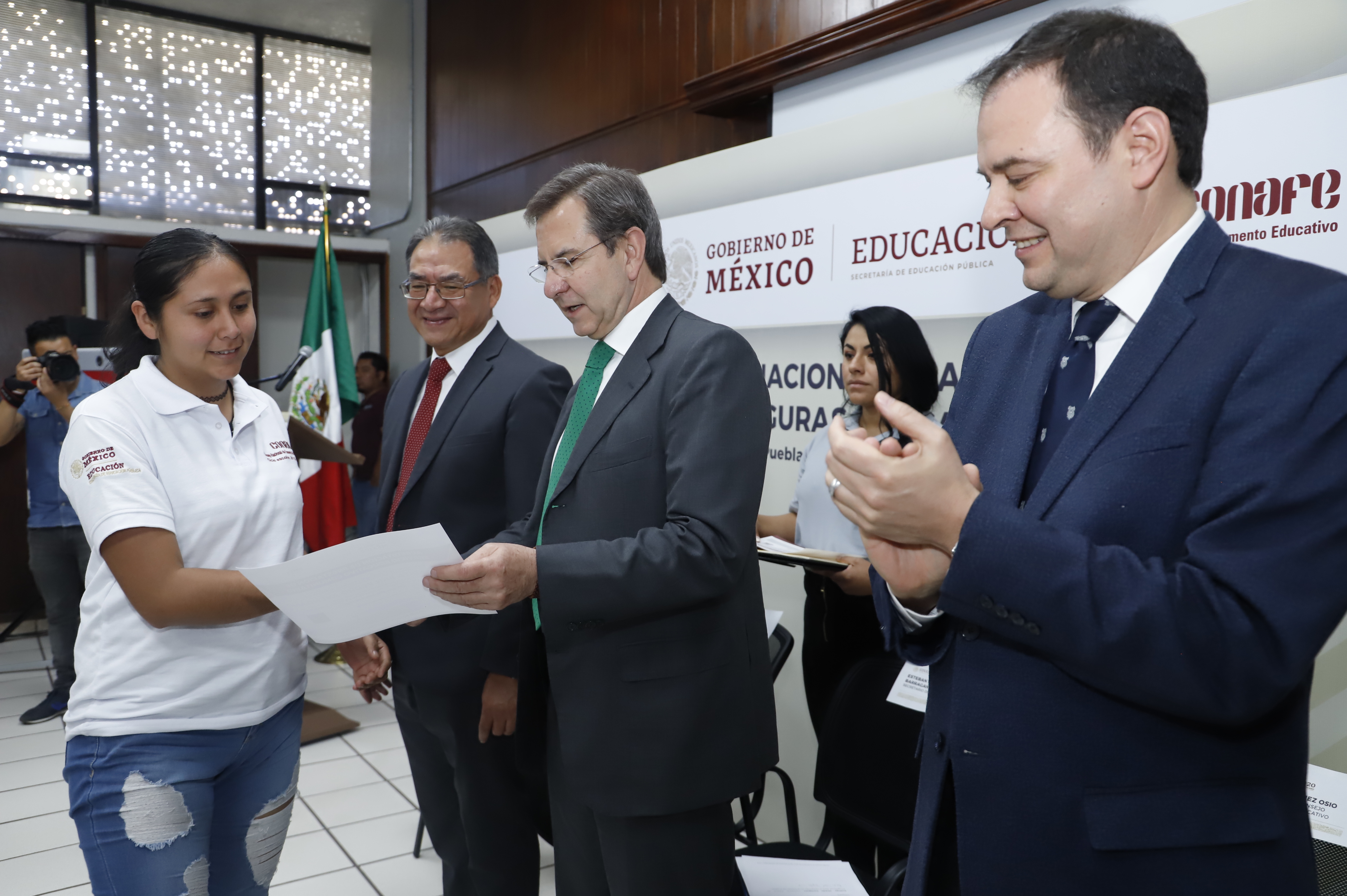 Boletín No. 48 Certificación de conocimientos, proceso fundamental para el desarrollo de las personas: Esteban Moctezuma Barragán