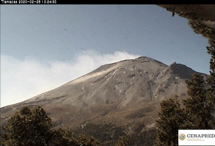 Por medio de los sistemas de monitoreo del volcán Popocatépetl se identificaron 242 exhalaciones,dos explosiones. También se registraron 241 minutos de tremor.