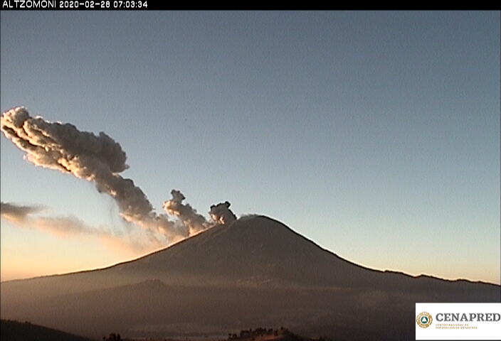 Por medio de los sistemas de monitoreo del volcán Popocatépetl se identificaron 278 exhalaciones y 216 minutos de tremor, algunos de estos eventos estuvieron acompañados por la emisión de gases y ligeras cantidades de cenizas. 