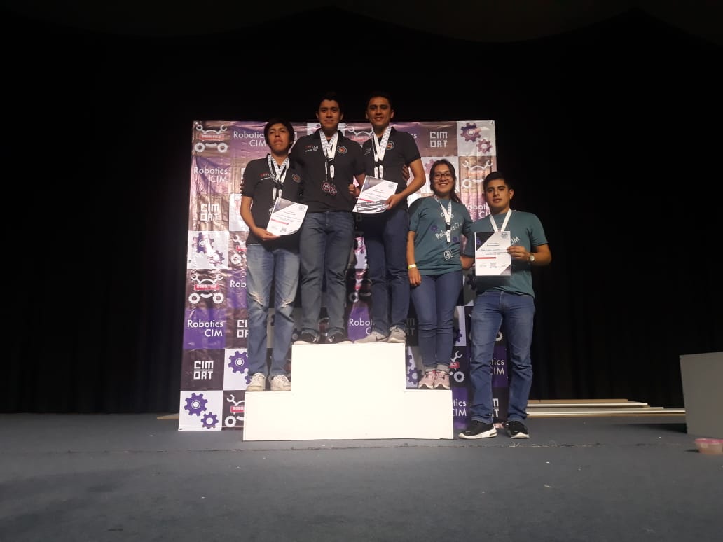 El club de robótica del Campus Poza Rica del TecNM conquistó 16 primeros lugares en el torneo RoboticCIM en la CDMx.  