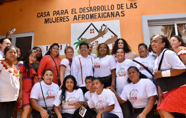 El INPI reconoce la lucha de las mujeres afromexicanas por el respeto a sus derechos fundamentales.