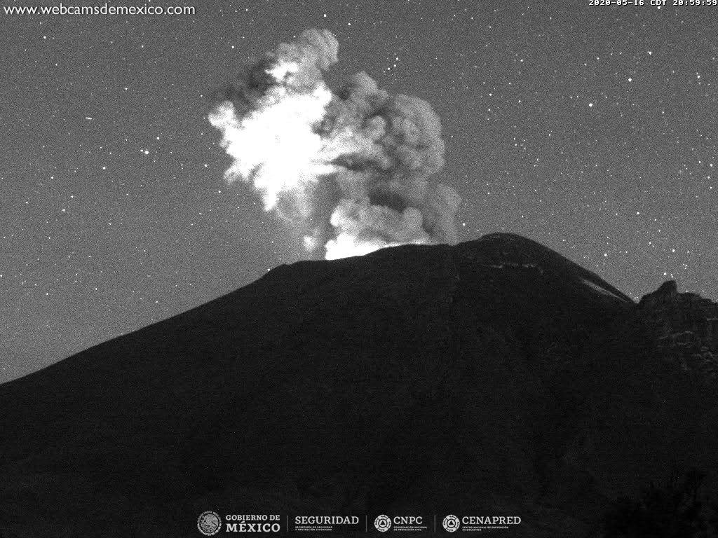 En las últimas 24 horas, mediante el sistema de monitoreo del volcán Popocatépetl se identificaron 122 exhalaciones acompañadas de vapor de agua, gases volcánicos y ligeras cantidades de ceniza.