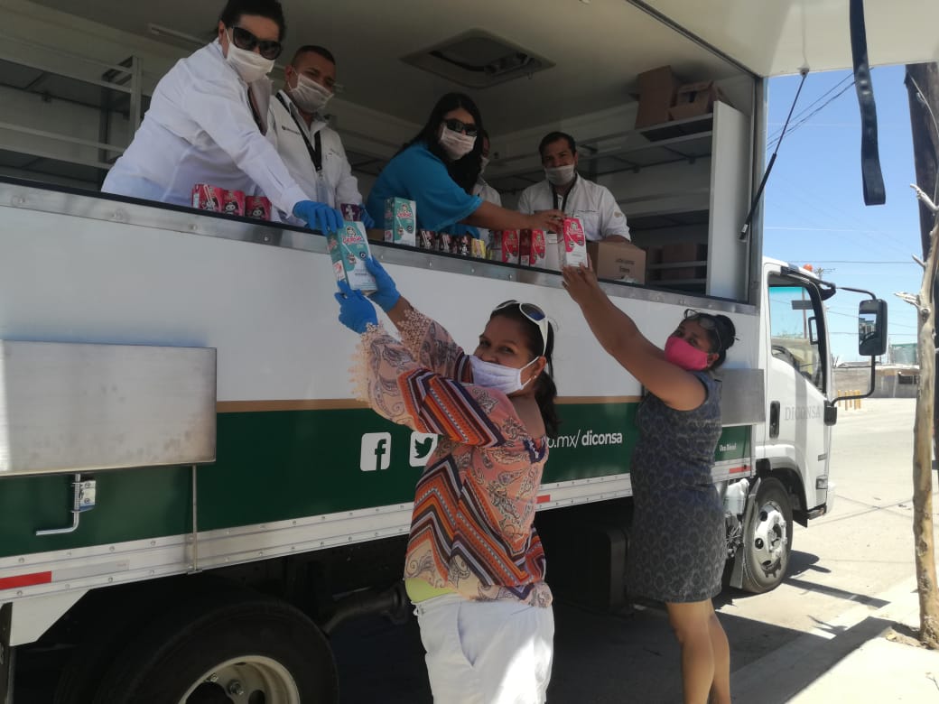 En Baja California se lleva a cabo operativo de venta de leche y canasta básica con tiendas móviles