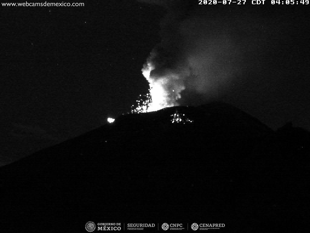 En las últimas 24 horas, mediante el sistema de monitoreo del volcán Popocatépetl se identificaron 13 exhalaciones y 1212 minutos de tremor.