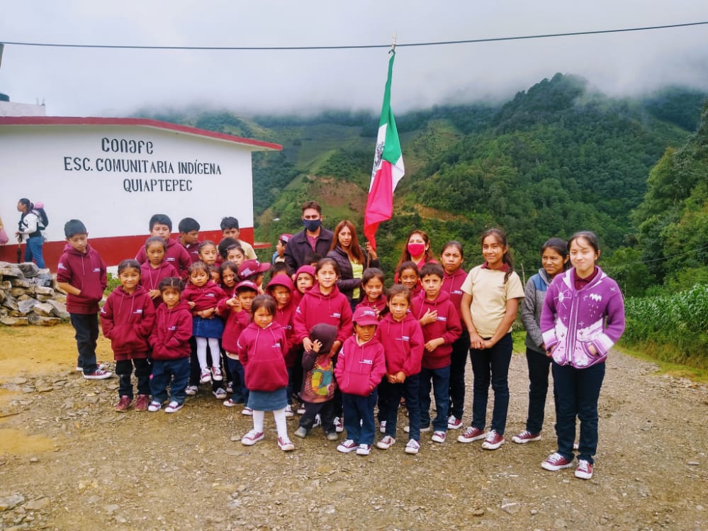 Ganan escuelas del Conafe en Puebla y Nuevo León premio en sorteo de la Lotería Nacional