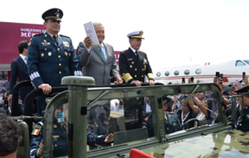 El Presidente de México, Andrés Manuel López Obrador, asitió a la inauguración de la Feria Aeroespacial México 2019
