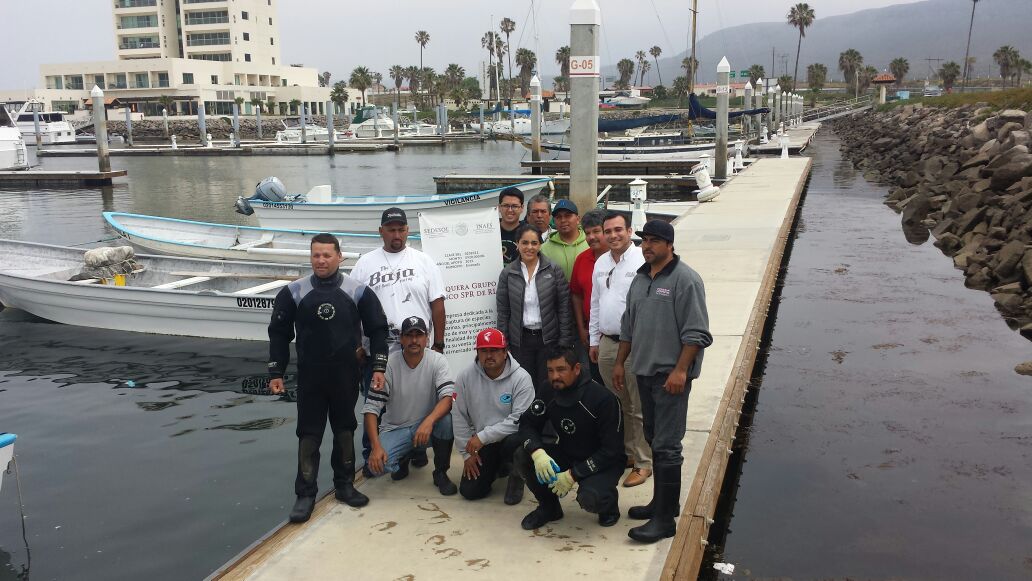 Visita de trabajo a empresarios sociales dedicados a la pesca en Baja California.