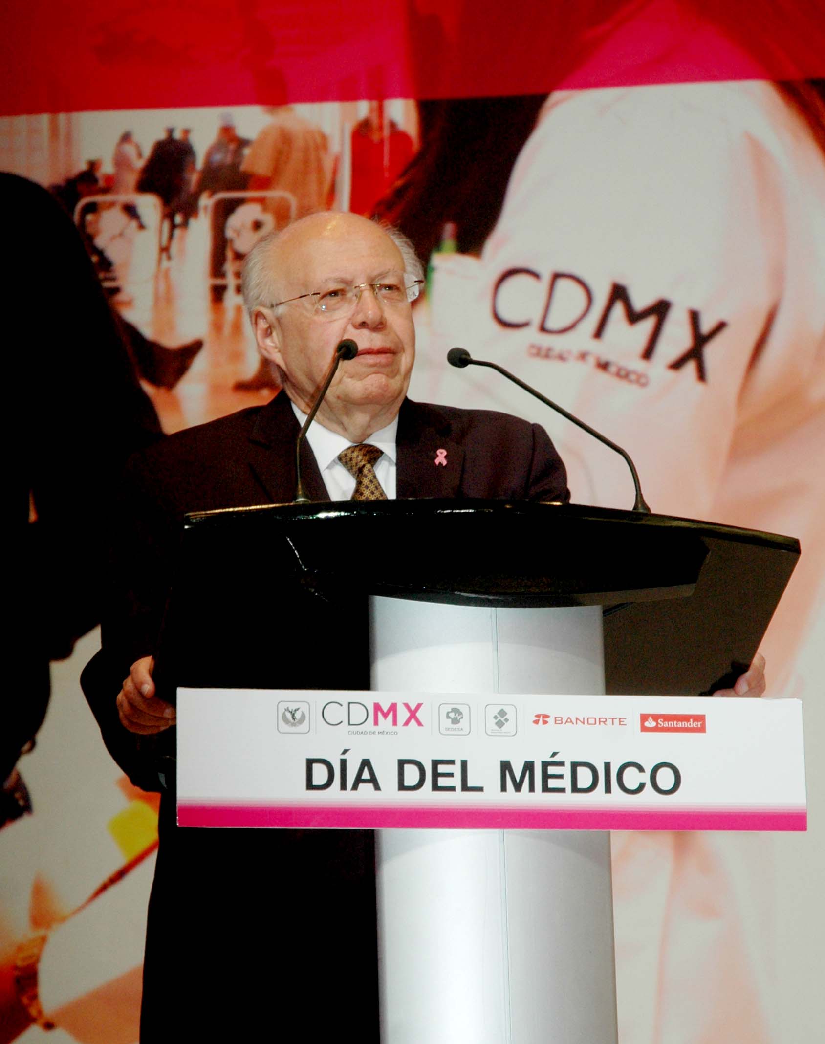 Ceremonia del Día del Médico de los Servicios de Salud del Gobierno de la Ciudad de México  